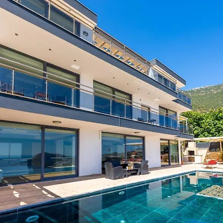 Vila 6 Bedroom Seaview With Private Pool Hot Tub *