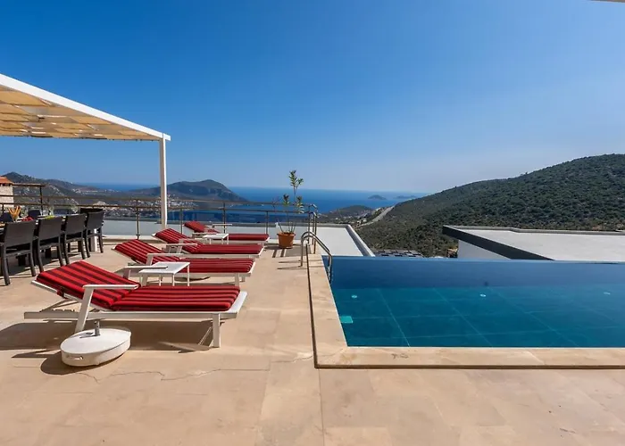 6 Bedroom Seaview With Private Pool Hot Tub