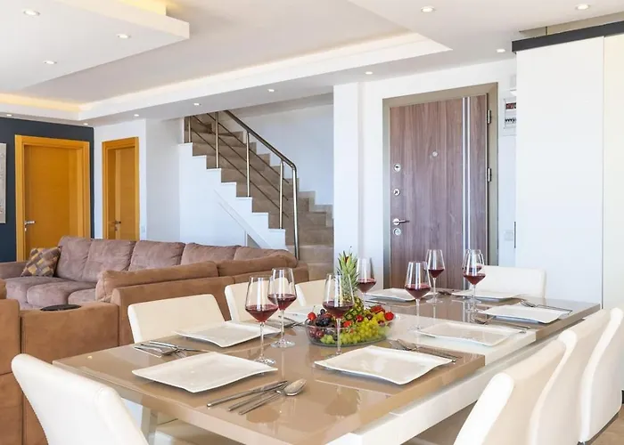 فيلة 6 Bedroom Seaview With Private Pool Hot Tub