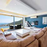 6 Bedroom Seaview With Private Pool Hot Tub Калкан