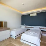 6 Bedroom Seaview With Private Pool Hot Tub Вилла *