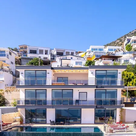 6 Bedroom Seaview With Private Pool Hot Tub *