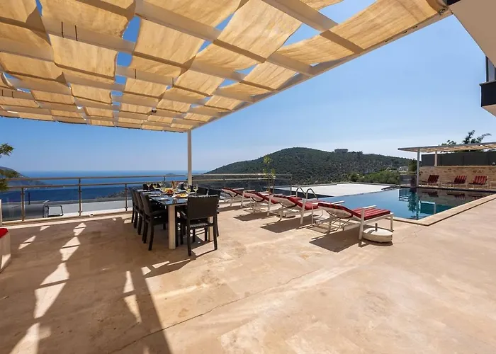 6 Bedroom Seaview With Private Pool Hot Tub