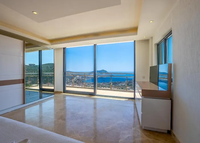 6 Bedroom Seaview With Private Pool Hot Tub Villa