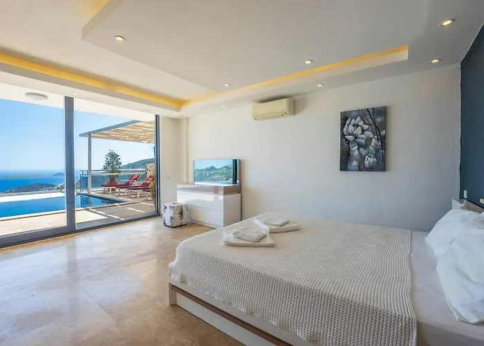 Villa 6 Bedroom Seaview With Private Pool Hot Tub